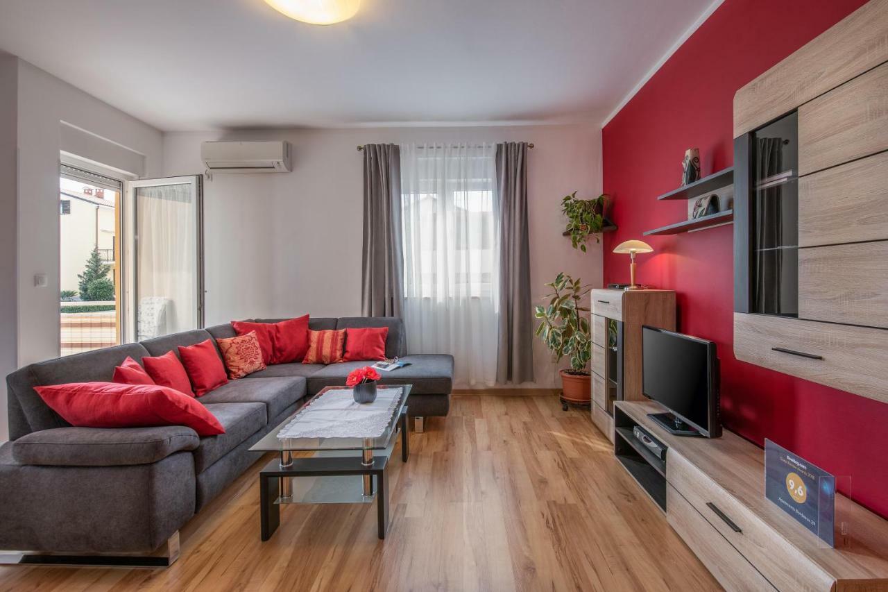 Apartment Bordeaux 29 Rovinj Exteriör bild